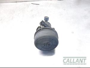 Usados Bomba para inflar Jaguar XK Convertible 4.2 V8 32V Precio € 272,25 IVA incluido ofrecido por Garage Callant