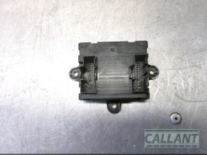 Used Central door locking module Landrover Range Rover IV (LG) 3.0 TDV6 24V Price € 60,50 Inclusive VAT offered by Garage Callant
