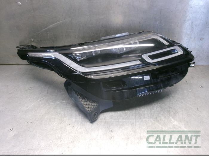 Używane Reflektor prawy Landrover Velar Cena € 605,00 Z VAT oferowane przez Garage Callant