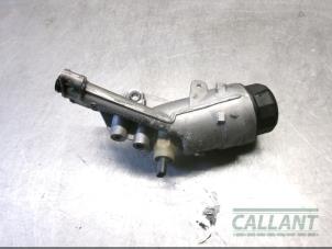 Usados Cuerpo de filtro de aceite Jaguar XF (X260) 2.0d 180 16V Precio € 60,50 IVA incluido ofrecido por Garage Callant