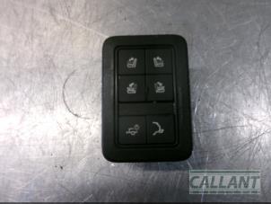 Used Switch (miscellaneous) Landrover Range Rover IV (LG) 3.0 TDV6 24V Price € 72,60 Inclusive VAT offered by Garage Callant