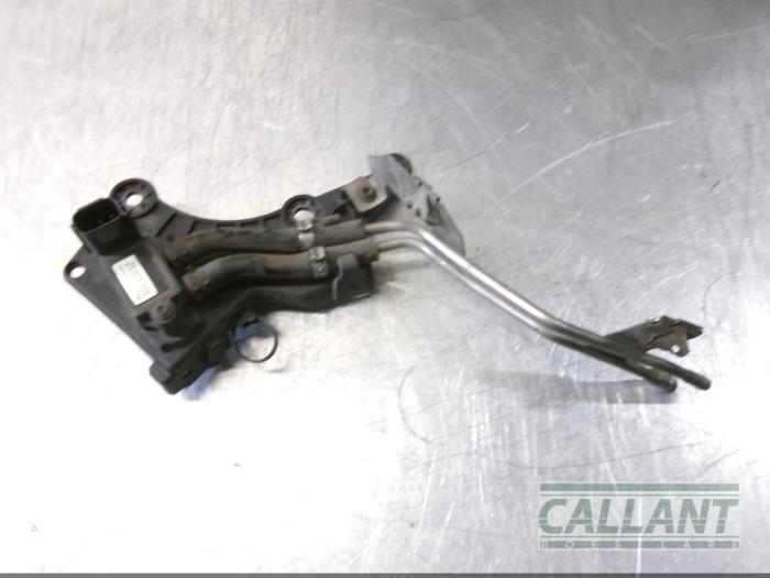 Used Particulate filter sensor Landrover Range Rover IV (LG) 3.0 TDV6 24V Price € 60,50 Inclusive VAT offered by Garage Callant