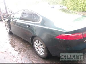 Gebrauchte Tür 4-türig links vorne Jaguar XF (X260) 2.0d 163 E-Performance 16V Preis € 484,00 Mit Mehrwertsteuer angeboten von Garage Callant