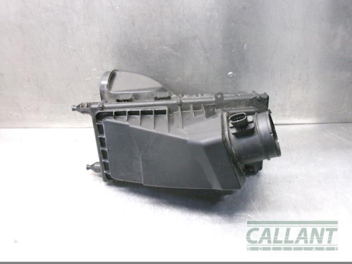 Begagnade Luftfilterhus Landrover Range Rover IV (LG) 3.0 TDV6 24V Pris € 151,25 Inklusive moms erbjuds av Garage Callant