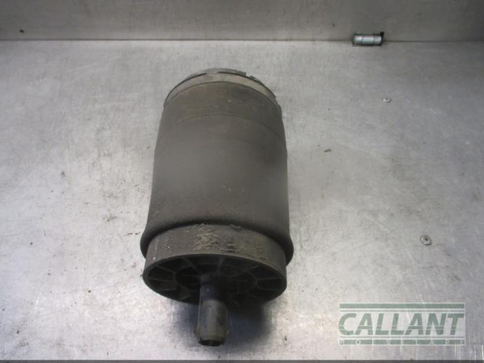 Begagnade Luftfjäder Landrover Range Rover IV (LG) 3.0 TDV6 24V Pris € 151,25 Inklusive moms erbjuds av Garage Callant