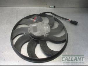 Used Cooling fans Landrover Range Rover IV (LG) 3.0 TDV6 24V Price € 235,95 Inclusive VAT offered by Garage Callant