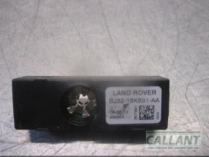 Używane Antena (rózne) Landrover Range Rover Evoque (LVJ/LVS) 2.2 TD4 16V Cena € 24,20 Z VAT oferowane przez Garage Callant