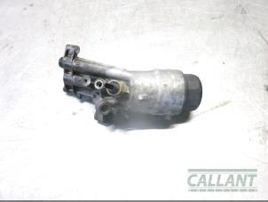 Używane Obudowa filtra oleju Landrover Discovery Sport L550 Cena € 60,50 Z VAT oferowane przez Garage Callant