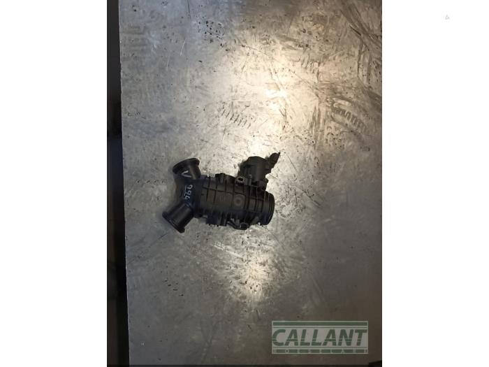 Usagé Boitier papillon Landrover Discovery III (LAA/TAA) 2.7 TD V6 Prix € 199,65 Prix TTC proposé par Garage Callant