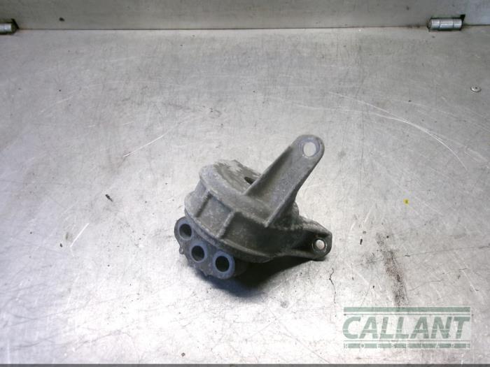 Used Engine mount Opel Astra H SW (L35) 1.3 CDTI 16V Ecotec Price € 24,20 Inclusive VAT offered by Garage Callant
