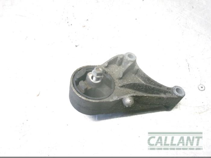 Used Engine mount Opel Astra H SW (L35) 1.3 CDTI 16V Ecotec Price € 24,20 Inclusive VAT offered by Garage Callant