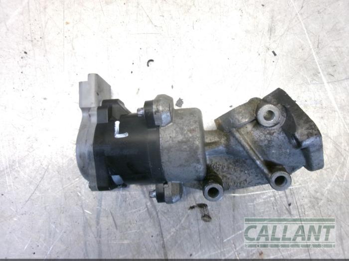 Gebrauchte AGR Ventil Landrover Discovery III (LAA/TAA) 2.7 TD V6 Preis € 60,50 Mit Mehrwertsteuer angeboten von Garage Callant