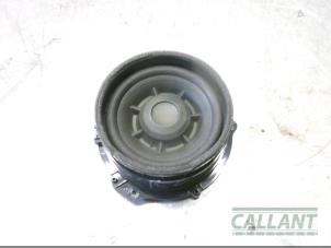 Begagnade Högtalare Landrover Range Rover Velar (LY) 3.0 D300 AWD Pris € 30,25 Inklusive moms erbjuds av Garage Callant