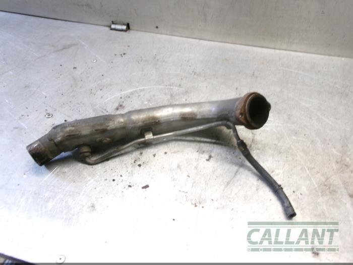Used Exhaust middle section Landrover Range Rover Velar (LY) 3.0 D300 AWD Price € 60,50 Inclusive VAT offered by Garage Callant