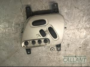 Begagnade Brytare, eldrivet säte Jaguar XK 4.2 V8 32V Pris € 102,85 Inklusive moms erbjuds av Garage Callant