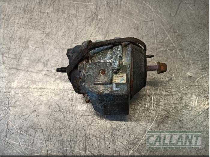 Used Engine mount Jaguar XJ (X350) 2.7d V6 24V Price € 151,25 Inclusive VAT offered by Garage Callant