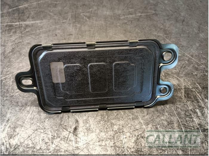Battery control module Landrover Discovery Sport 2.0 TD4 150 16V - C2D49932