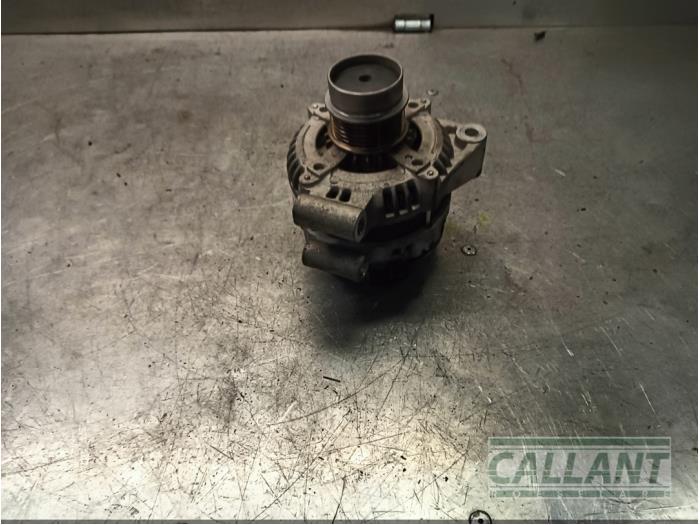 Gebrauchte Dynamo Jaguar XJ (X350) 2.7d V6 24V Preis € 121,00 Mit Mehrwertsteuer angeboten von Garage Callant