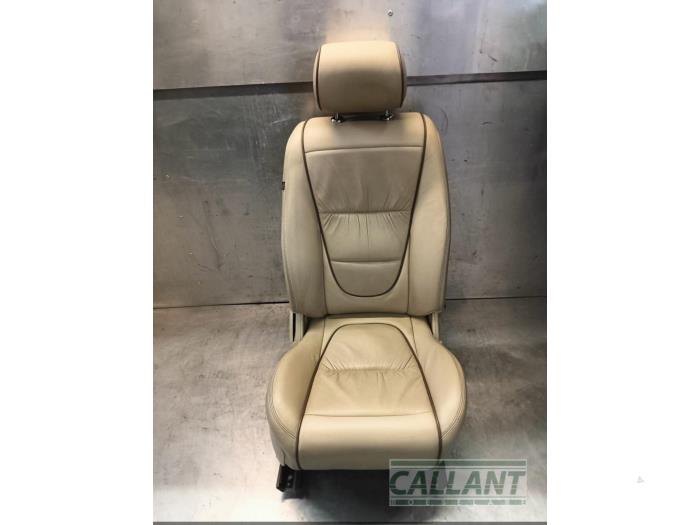 Używane Fotel prawy Jaguar XJ (X350) 2.7d V6 24V Cena € 332,75 Z VAT oferowane przez Garage Callant