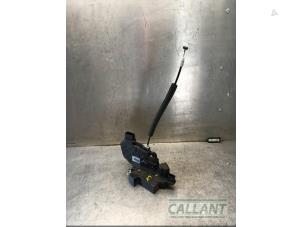 Used Door lock mechanism 4-door, front left Jaguar XF Sportbrake 2.2 D 16V Price € 90,75 Inclusive VAT offered by Garage Callant