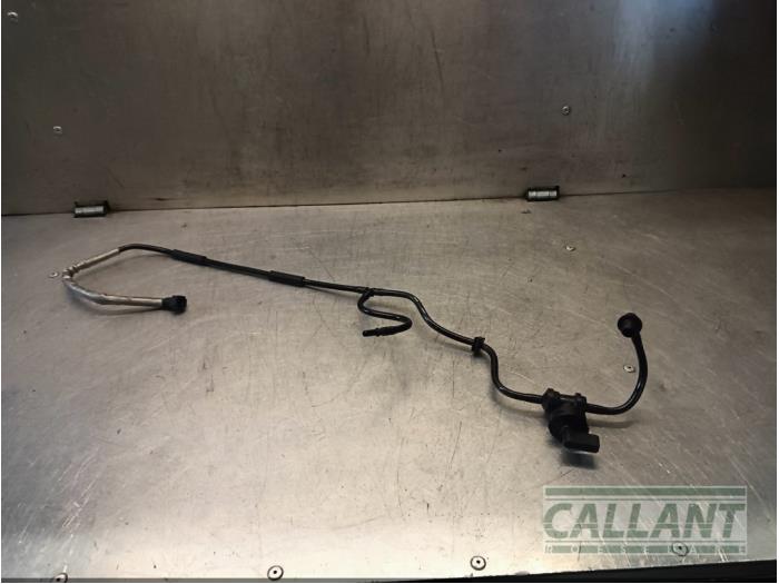 Usagé Conduit (divers) Jaguar XF Sportbrake 2.2 D 16V Prix € 48,40 Prix TTC proposé par Garage Callant
