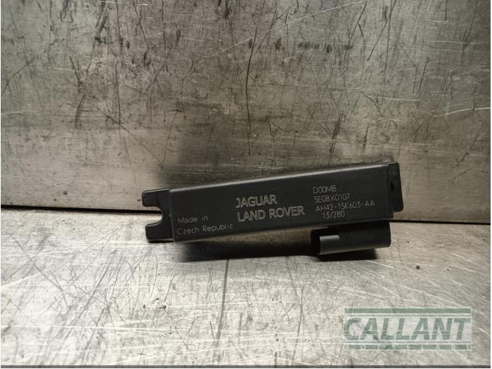 Używane Keyless Entry-Antena Jaguar XF Sportbrake 2.2 D 16V Cena € 10,00 Procedura marży oferowane przez Garage Callant