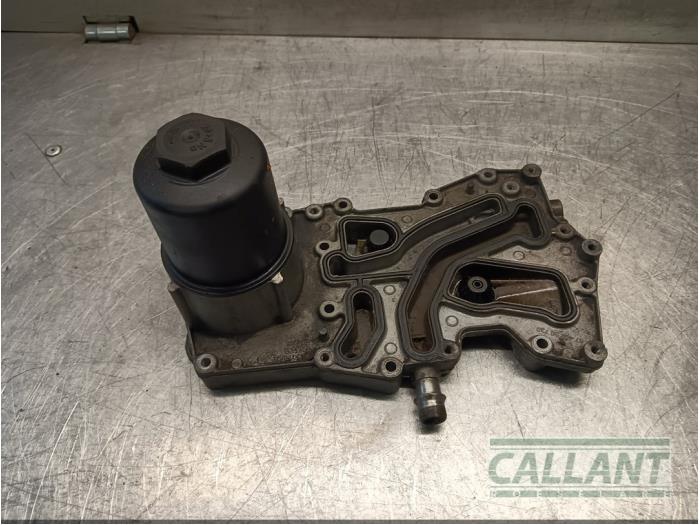 Gebrauchte Ölfiltergehäuse Landrover Range Rover IV (LG) 4.4 SDV8 32V Preis € 151,25 Mit Mehrwertsteuer angeboten von Garage Callant