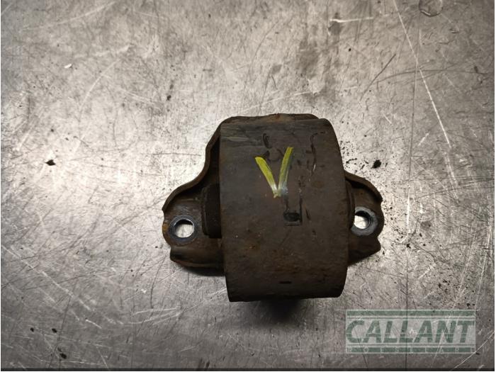 Used Engine mount Hyundai i30 Crosswagon (WWH) 1.6 CRDi 16V VGT LP Price € 30,25 Inclusive VAT offered by Garage Callant