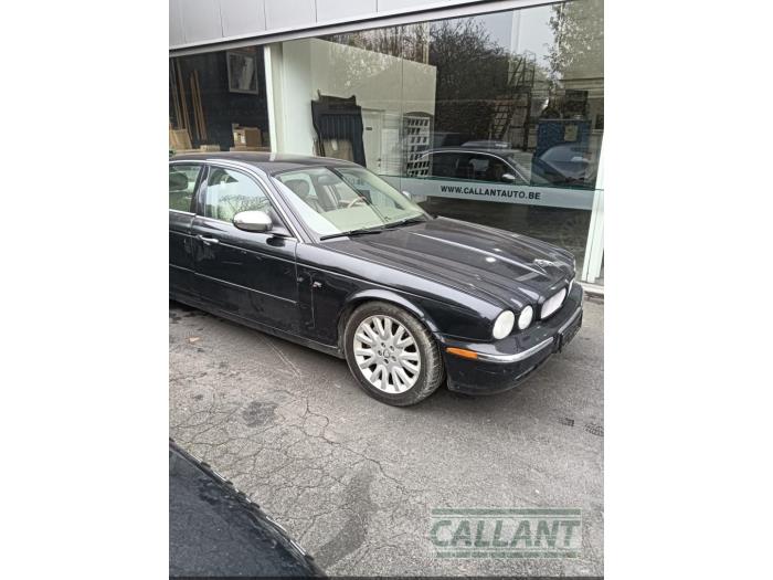 Gebrauchte Getriebe Jaguar XJ (X350) 8 3.5 V8 32V Preis € 1.210,00 Mit Mehrwertsteuer angeboten von Garage Callant