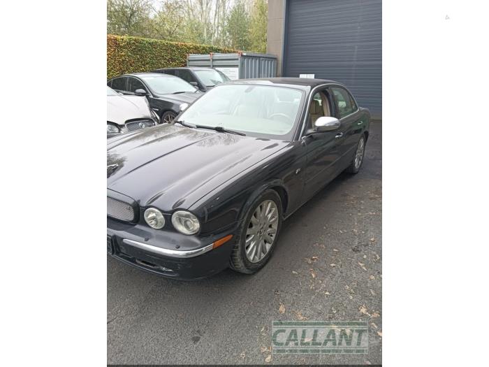 Gebrauchte Differential hinten Jaguar XJ (X350) 8 3.5 V8 32V Preis € 363,00 Mit Mehrwertsteuer angeboten von Garage Callant