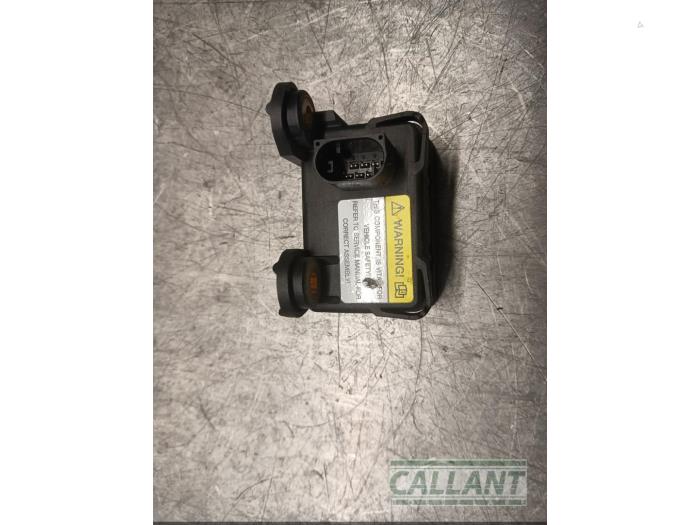 Begagnade Styrvinkelsensor Landrover Freelander II 2.2 tD4 16V Pris € 90,75 Inklusive moms erbjuds av Garage Callant