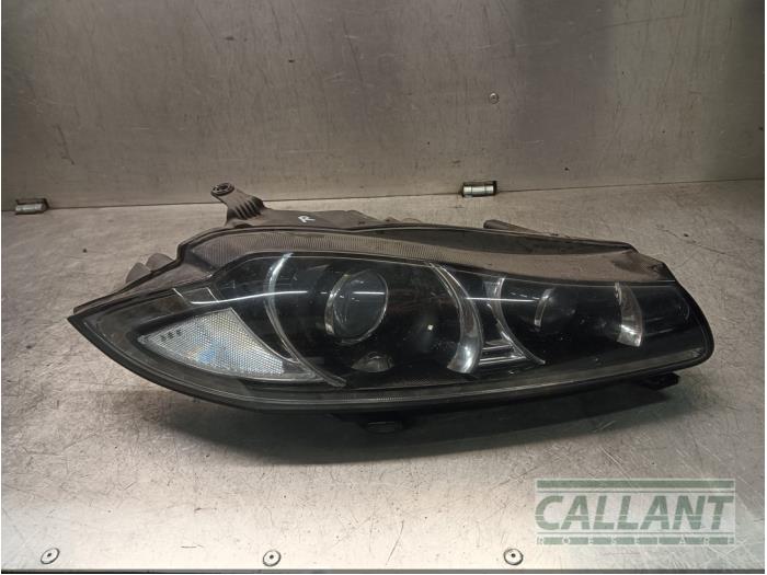 Begagnade Strålkastare, höger Jaguar XF (CC9) Pris € 393,25 Inklusive moms erbjuds av Garage Callant