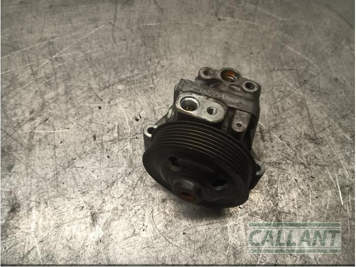 Usagé Pompe de direction Jaguar XF (CC9) Prix € 90,75 Prix TTC proposé par Garage Callant