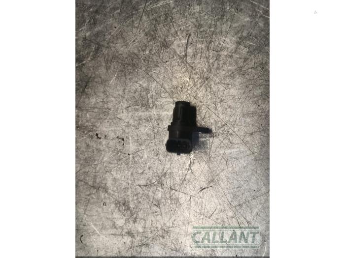 Begagnade Kamaxelsensor Landrover Range Rover Evoque (LVJ/LVS) 2.0 eD 150 16V Pris € 42,35 Inklusive moms erbjuds av Garage Callant