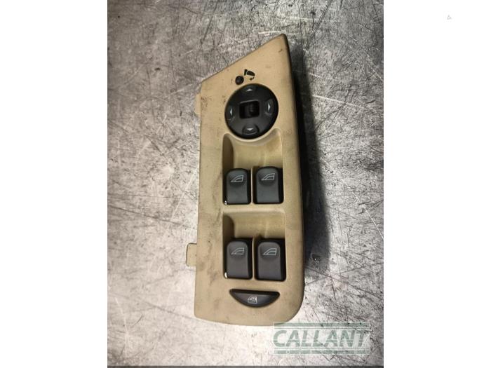 Usados Interruptor combinado de ventanillas Jaguar X-type 2.2 D 16V Precio € 24,20 IVA incluido ofrecido por Garage Callant