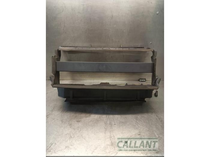 Begagnade Lufttratt Landrover Range Rover Sport (LS) 3.0 S TDV6 Pris € 60,50 Inklusive moms erbjuds av Garage Callant