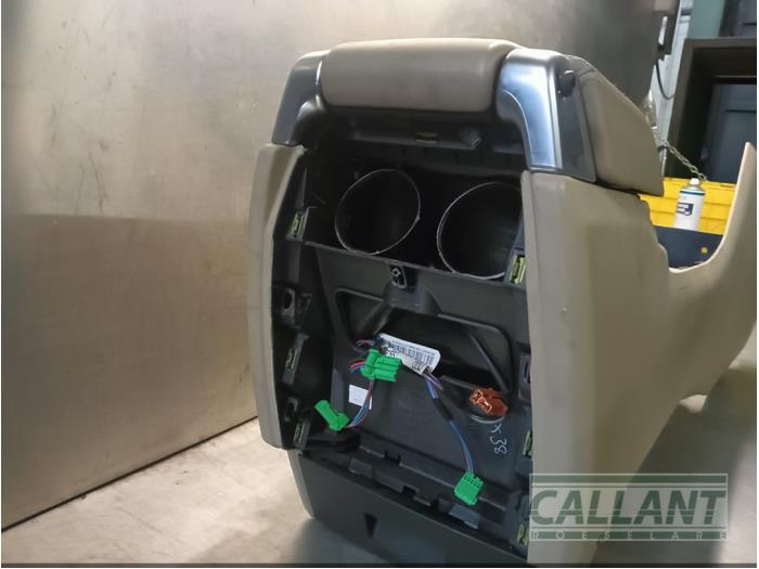 Middle console Landrover Range Rover Sport 3.0 S TDV6 - LR044204