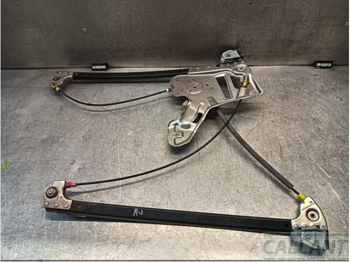 Fenstermechanik 4-türig rechts vorne van een Land Rover Range Rover III (LM) 2.9 TD6 24V 2006