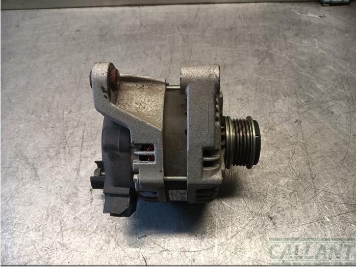 Begagnade Dynamo Opel Corsa E 1.4 16V Pris € 48,40 Inklusive moms erbjuds av Garage Callant