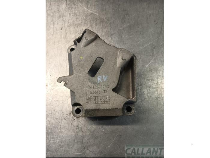 Used Engine mount Opel Corsa E 1.4 16V Price € 24,20 Inclusive VAT offered by Garage Callant