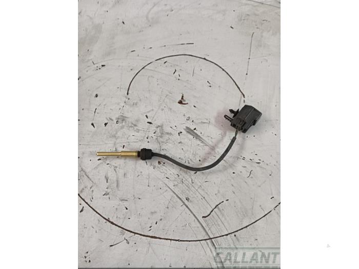 Used Engine temperature sensor Jaguar F-Pace 2.0 D 180 16V AWD Price € 30,25 Inclusive VAT offered by Garage Callant