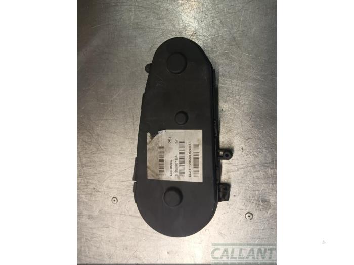 Usagé Couvercle de distribution Landrover Range Rover Sport (LS) 2.7 TDV6 24V Prix € 54,45 Prix TTC proposé par Garage Callant