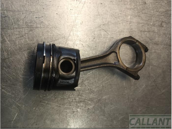 Usagé Bielle Landrover Range Rover Sport (LS) 2.7 TDV6 24V Prix € 60,50 Prix TTC proposé par Garage Callant