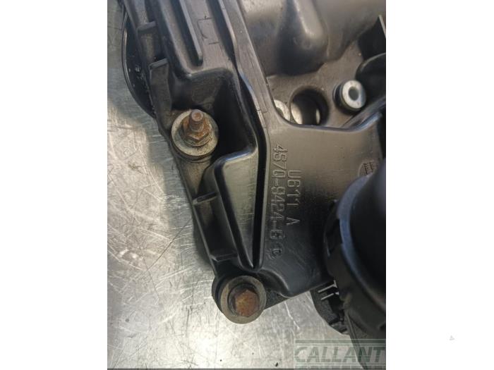 Ventildeckel van een Land Rover Range Rover Sport (LS) 2.7 TDV6 24V 2006