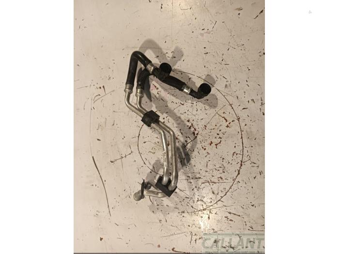 Usagé Conduit (divers) Landrover Defender II 3.0 D200 MHEV Prix € 72,60 Prix TTC proposé par Garage Callant