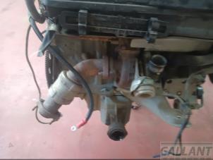 Engine from a Land Rover Range Rover III (LM) 2.9 TD6 24V 2006