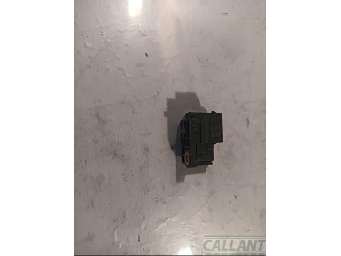 Begagnade Sensor (övriga) Landrover Velar Pris € 78,65 Inklusive moms erbjuds av Garage Callant