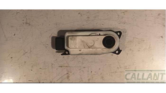 Usagé Divers Landrover Discovery Sport (LC) 1.5 P300e 12V AWD Prix € 48,40 Prix TTC proposé par Garage Callant