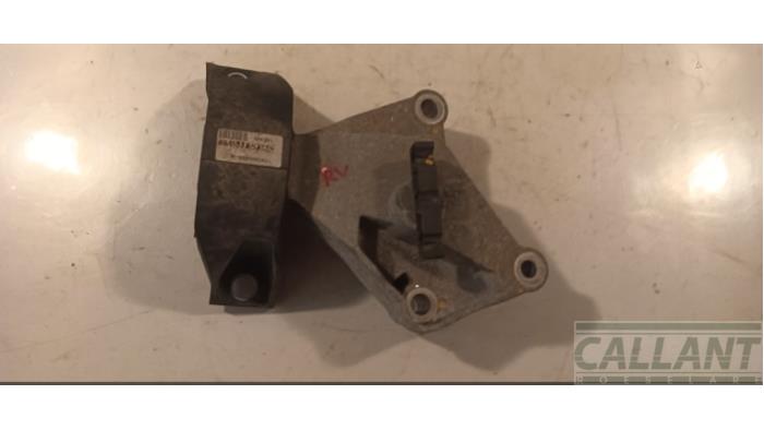 Used Engine mount Dacia Sandero II 0.9 TCE 90 12V Price € 30,25 Inclusive VAT offered by Garage Callant