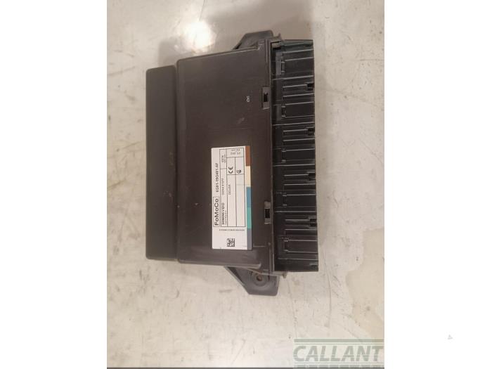Używane Modul keyless vehicle Jaguar XK Convertible 4.2 V8 32V Cena € 60,50 Z VAT oferowane przez Garage Callant
